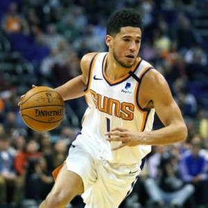 世界杯手机高清观看平台-从“数据刷子”到西决球队箭头 布克完成生涯蜕变